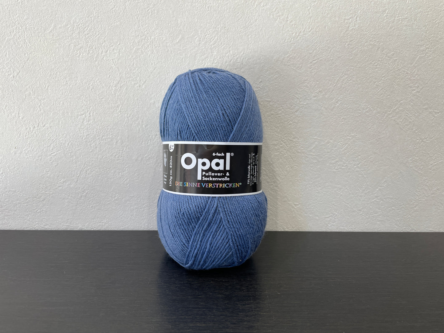 Opal毛糸 単色(6本撚)150g