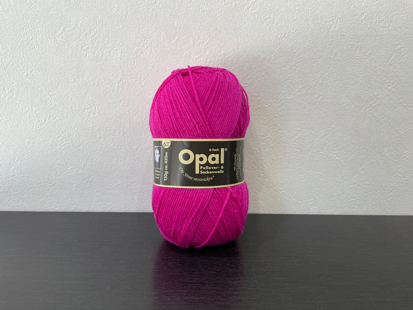 Opal毛糸 単色(6本撚)150g