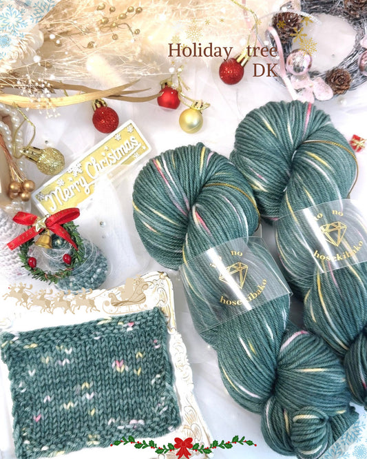 【DK】ホリデーツリー　100g（糸の宝石箱）