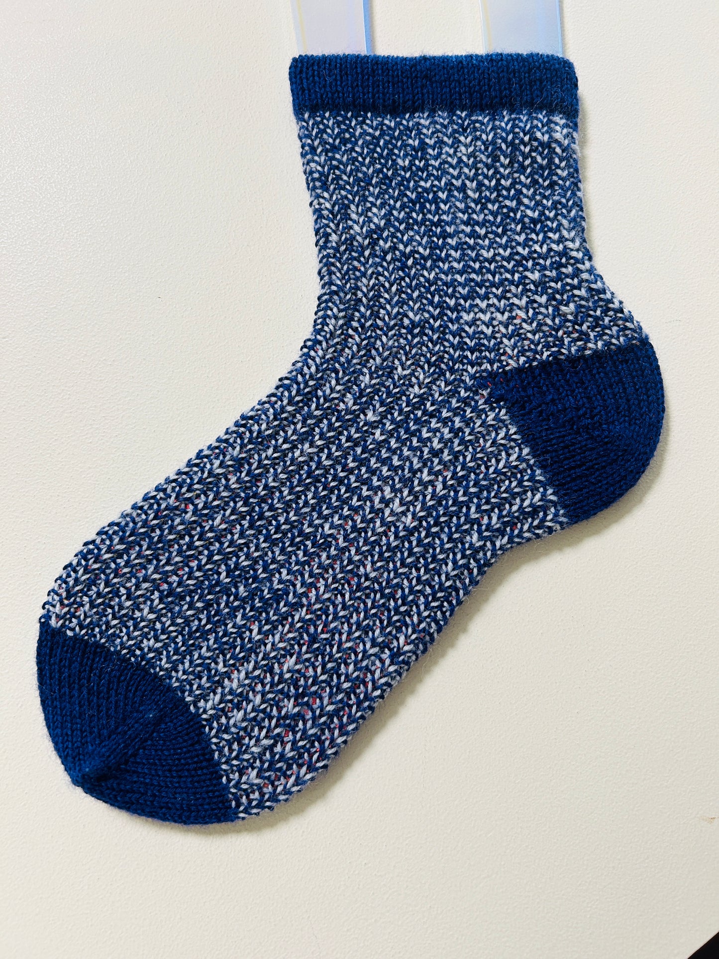 【Broken Seed Stitch Socks】無料パターン