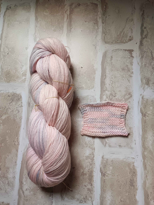 【ウール中細】ローズクォーツセレニティ　 100g（meranger yarn）