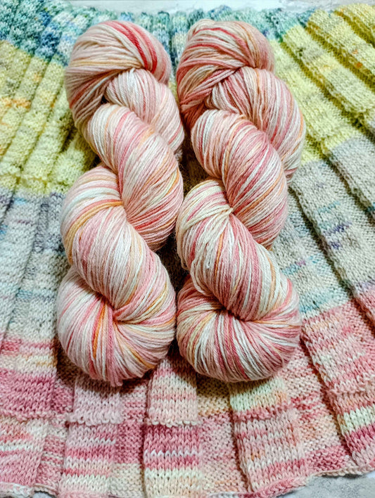【ウール中細】おしゃれなケイトウ 100g（meranger yarn）