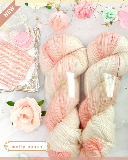 【ウール中細】melty peach　100g（糸の宝石箱）